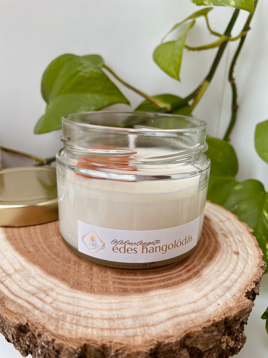 Édes Hangolódás gyertya // Mézeskalács illattal